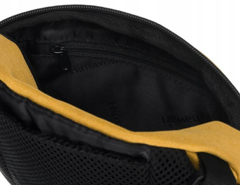 Sportovní taška přes rameno a boky