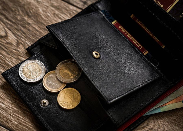 Kožená pánská RFID peněženka